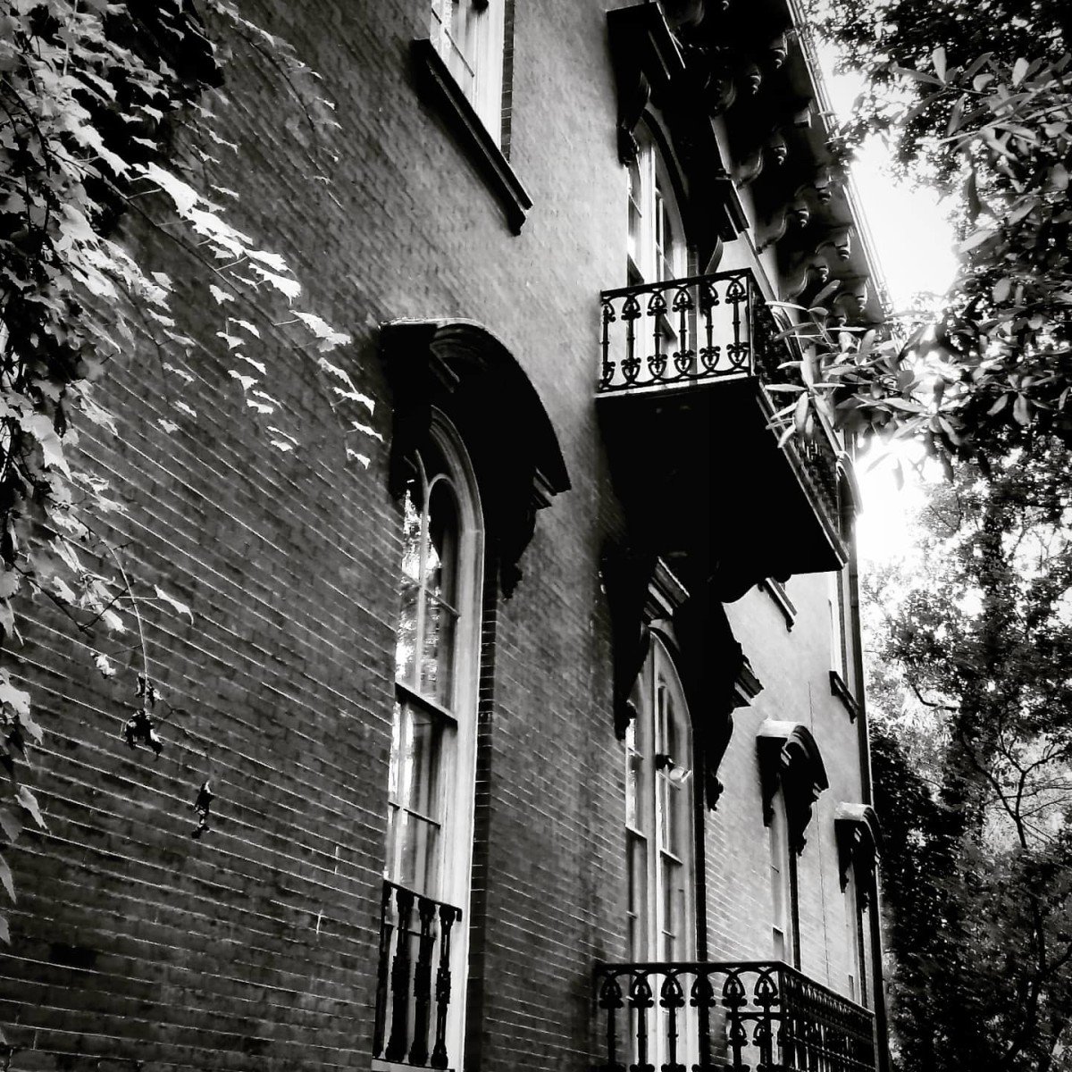 AnnoyZneighbour Ever notice a council member who has a great relationship with one or two trades-workers frequenting your building?